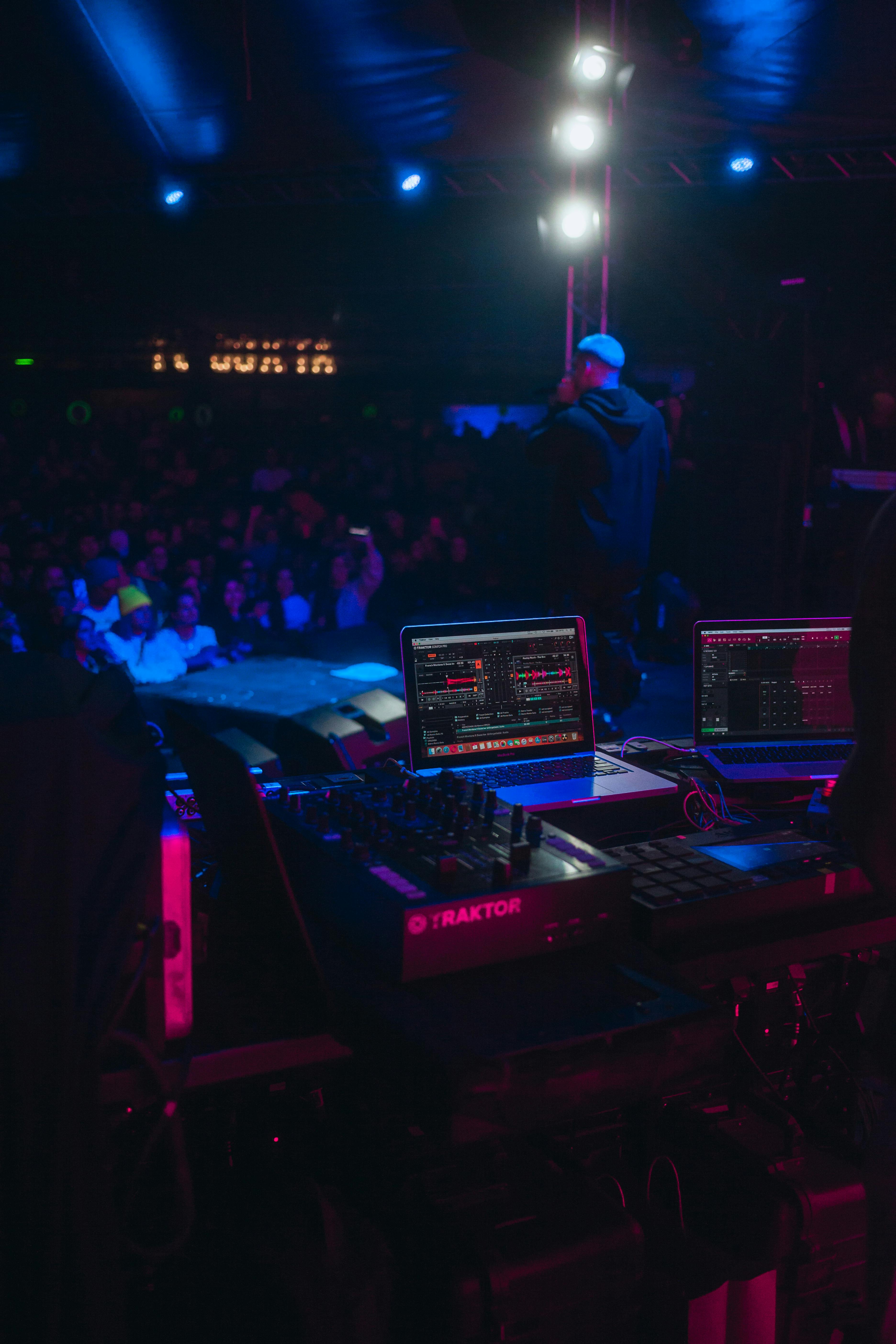 Mooncool 2024 gallery image 1