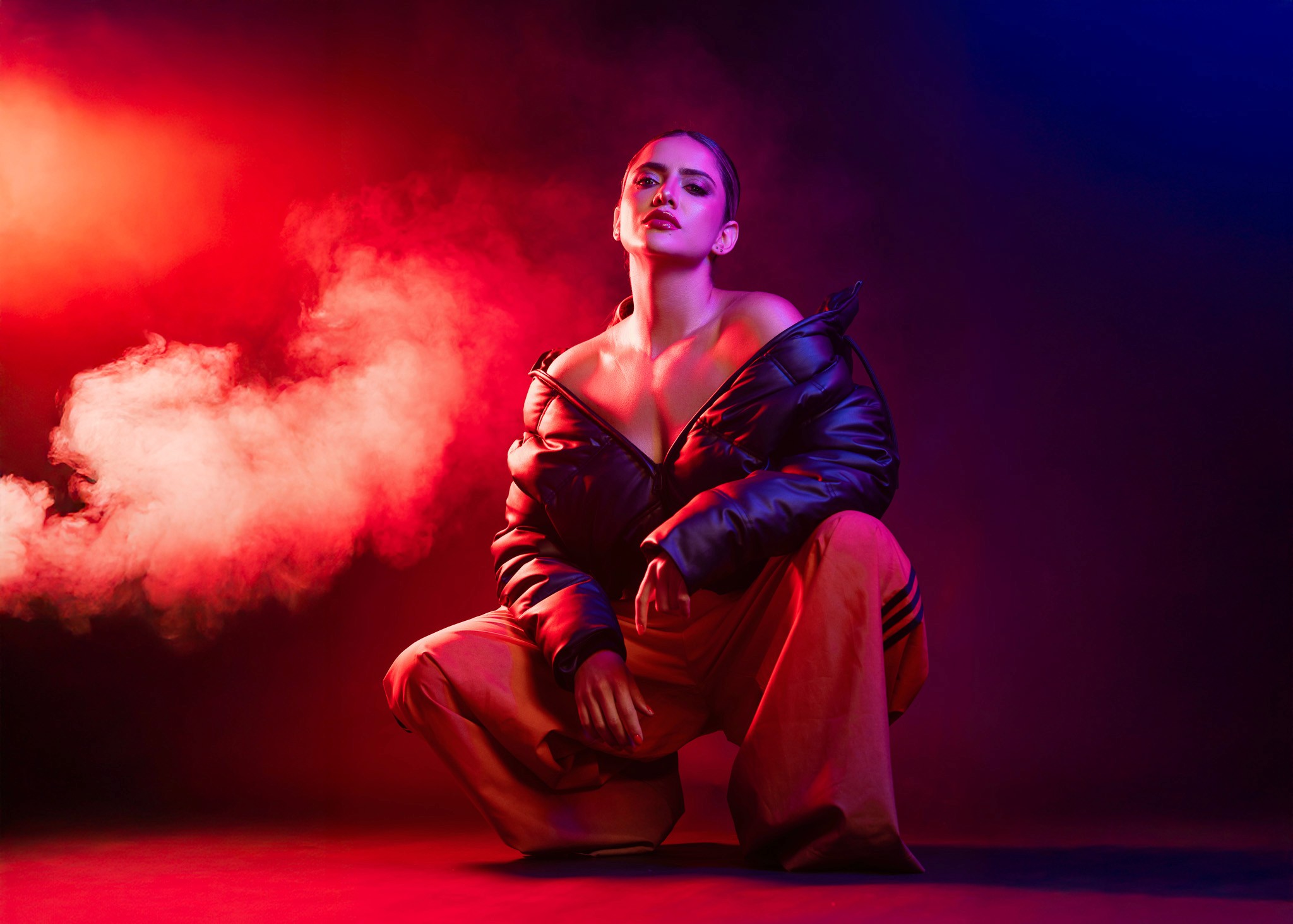 Neon Muse gallery image 2